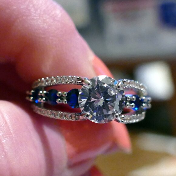 925 Hollow Blue Sapphire Zircon Ring - Picture 1 of 10